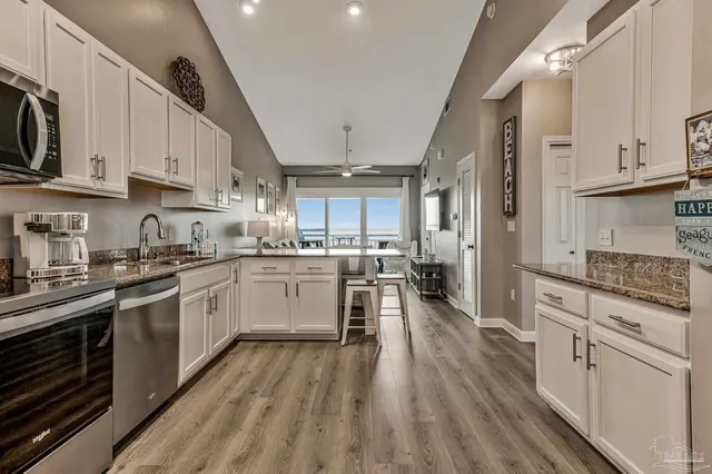 1150 Ft Pickens Rd # H-6 property photo