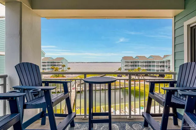 1150 Ft Pickens Rd # 6, Pensacola Beach FL 32561 exterior