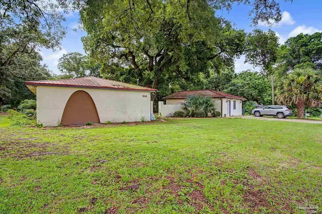906 Mills Ave, Pensacola FL 32507 exterior