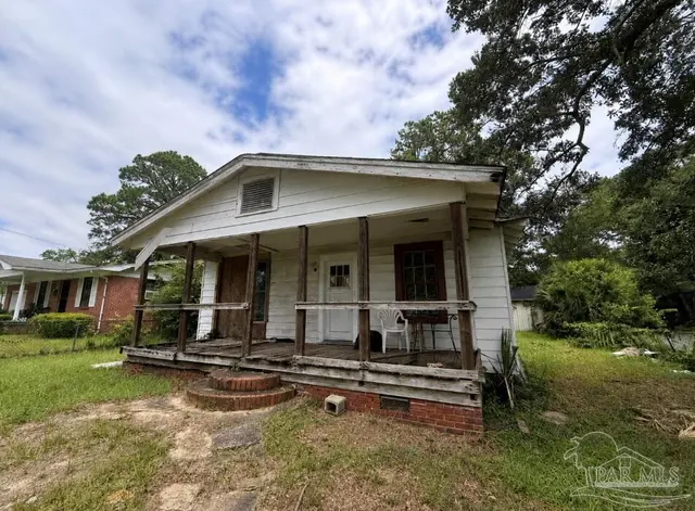 1600 N 7th Ave, Pensacola FL 32503 exterior