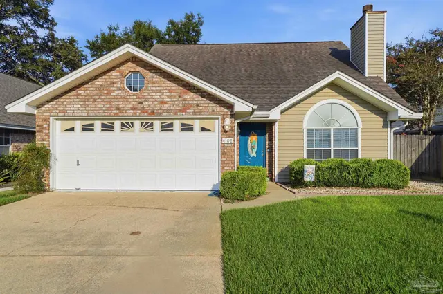 4102 Wynford Cir, Pensacola FL 32504 exterior