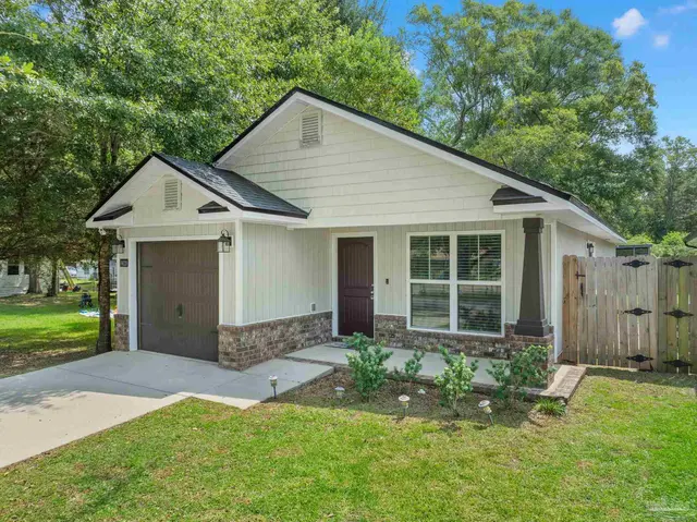 8628 Walnut Ave property photo