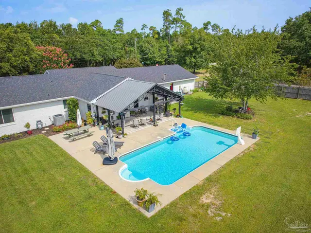 5840 Greenfield St, Pace FL 32571 exterior