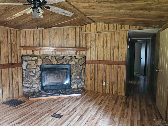 5131 Spencer Field Rd property photo
