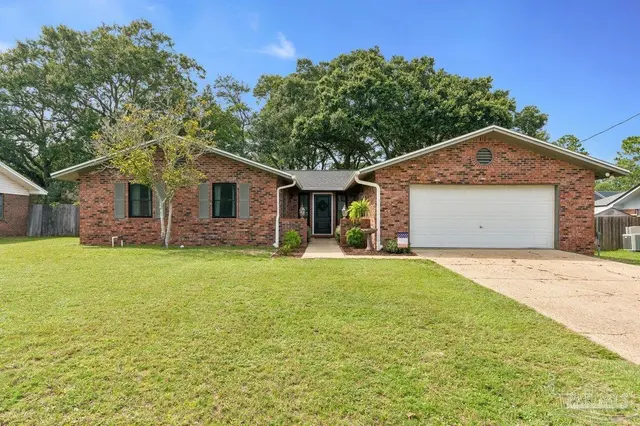 5745 Talquin Ave, Pensacola FL 32526 exterior