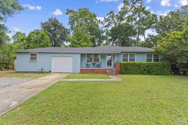 762 Whitney Dr, Pensacola FL 32503 exterior