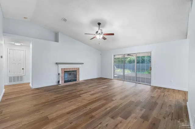 907 Ridge View Dr property photo