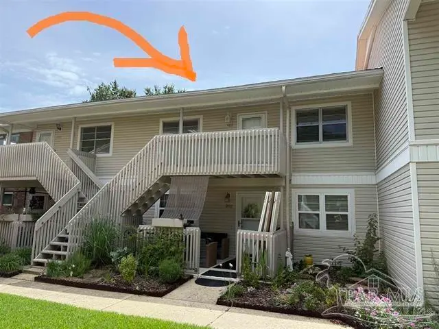 1200 Shoreline Dr # 402, Gulf Breeze FL 32561 exterior