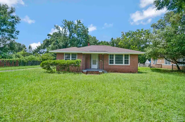 3031 W Jackson St, Pensacola FL 32505 exterior