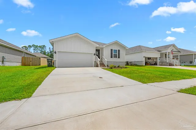 5843 Belmont Stakes Rd, Pensacola FL 32526 exterior