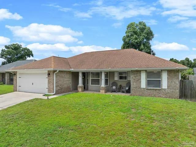 1938 Larkspur Cir property photo
