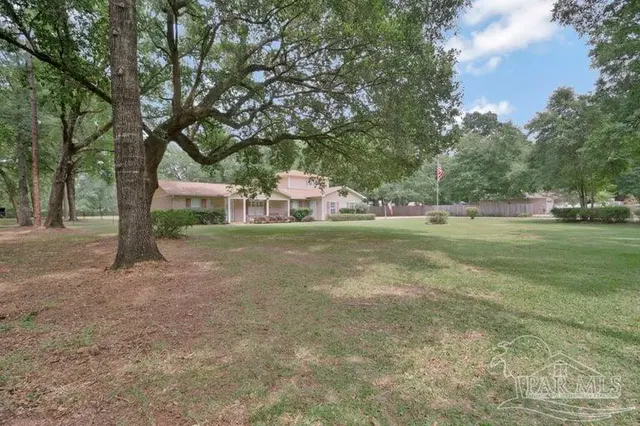 6242 Foxglove Rd property photo