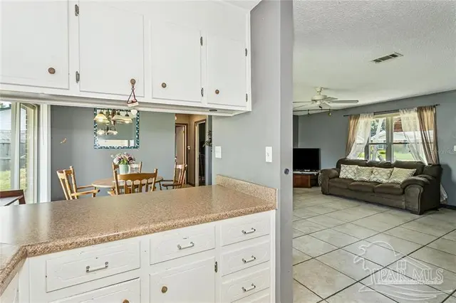 10720 Willow Lake Dr property photo