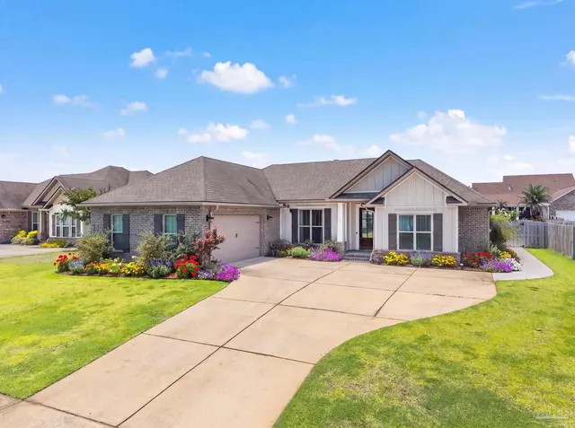 2437 Okatie Ln, Cantonment FL 32533 exterior