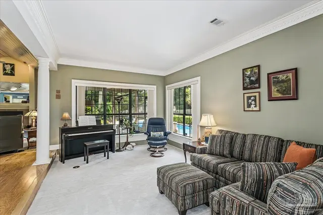 1506 Kings Rd property photo
