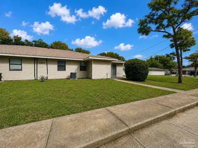 3410 Green Briar Ct # 4, Gulf Breeze FL 32563 exterior