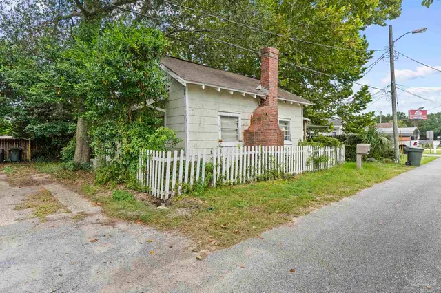 7 Broadmoor Ln # 2 property photo