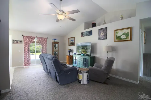 5569 Tilubo Ln property photo