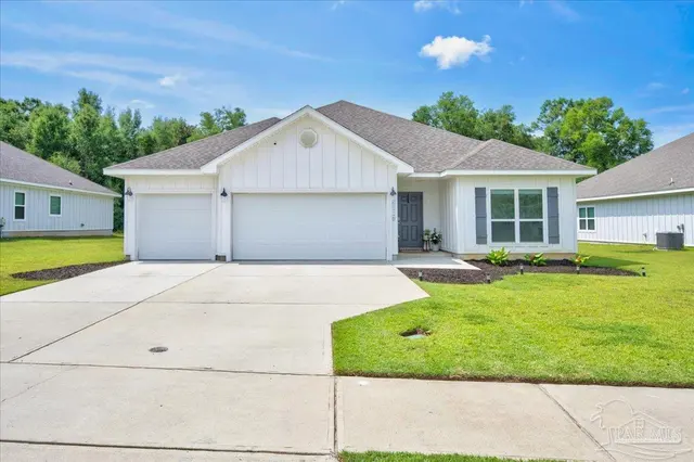 6116 Rutherford Loop, Pensacola FL 32526 exterior
