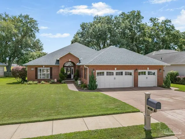 5438 Southlake Dr property photo