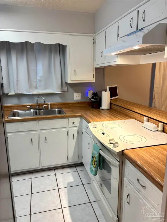 2813 Langley Ave # I-117 property photo