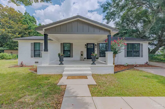 9900 Pine Meadow Ln, Pensacola FL 32534 exterior
