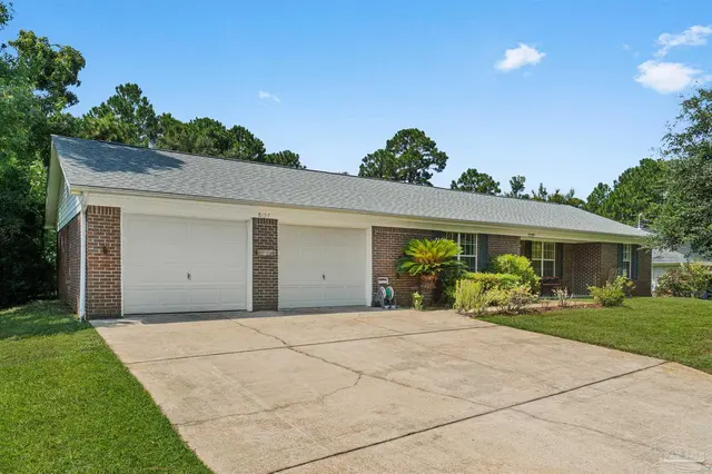 8197 Verdura St property photo