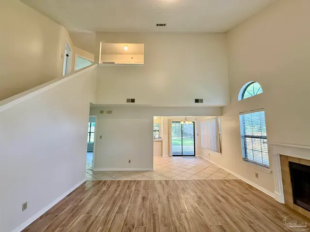 1516 Portside Dr property photo