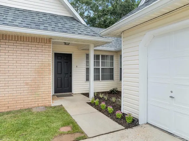 324 Mirabelle Dr property photo