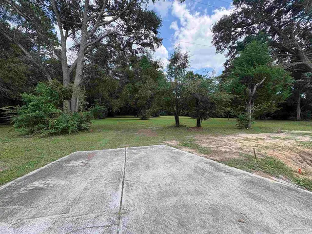 7506 Klondike Rd property photo