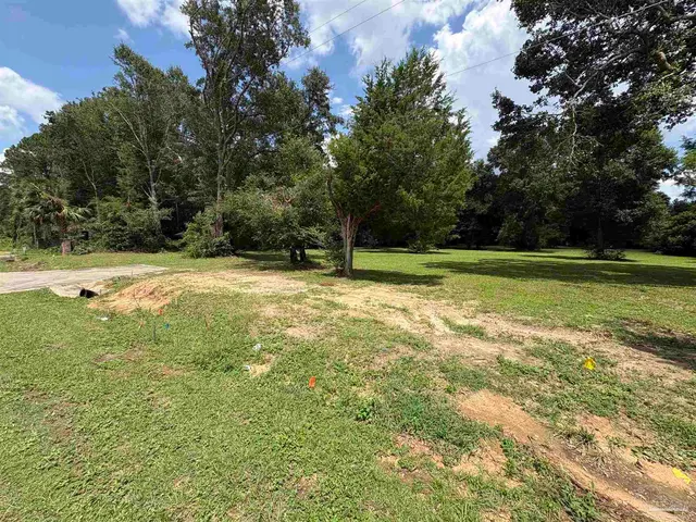 7506 Klondike Rd property photo