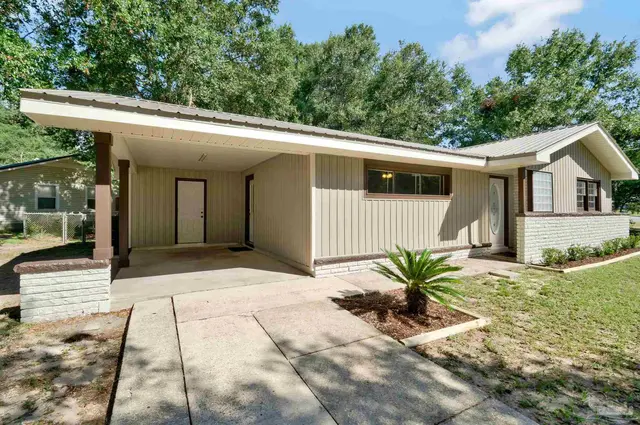 6480 Cypress St property photo