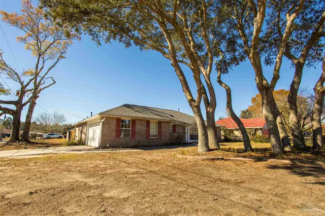 5012 Cassia Dr property photo