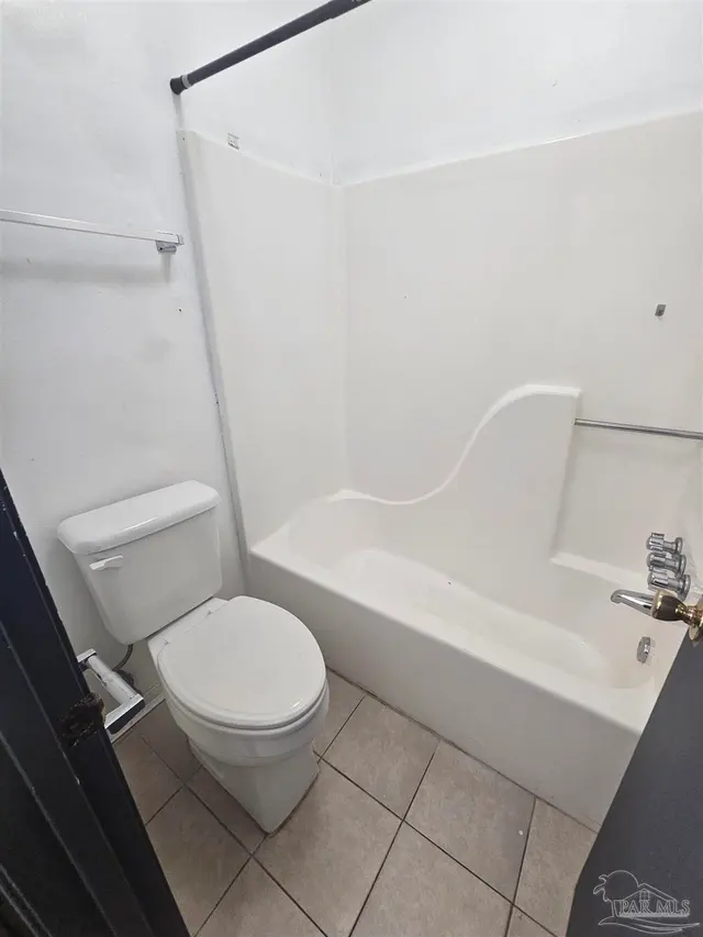 8380 Country Walk Dr # B property photo