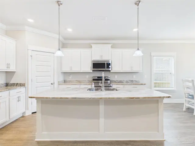 7457 Jamesville Rd, Pensacola FL 32526 exterior