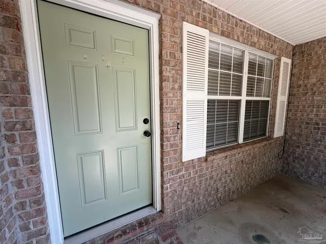 6130 Ashton Woods Cir # 1 property photo