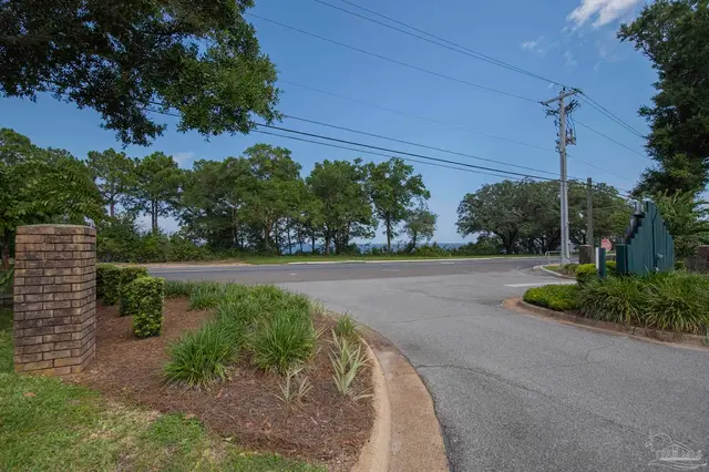 2299 Scenic Hwy # N3 property photo
