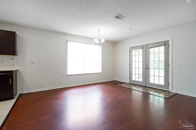 1490 Newcastle Way property photo