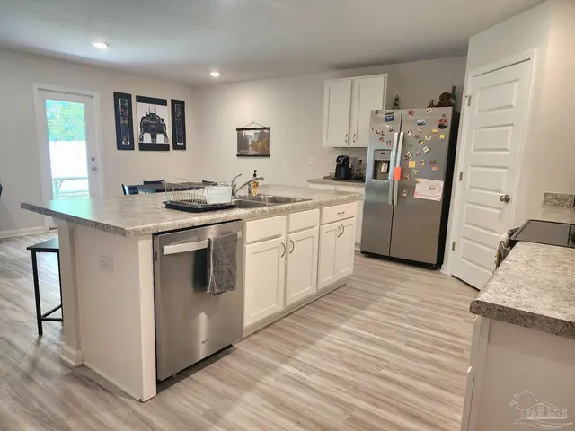 5379 Peach Dr property photo