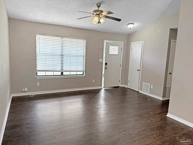 7524 Sandy Creek Dr property photo