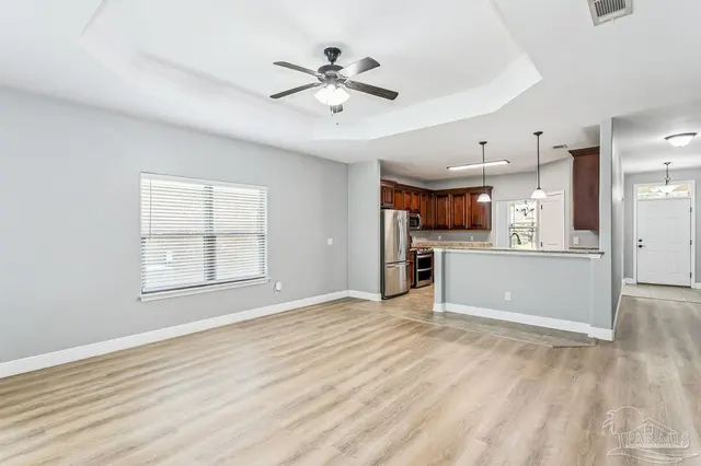 5208 Parkside Dr property photo