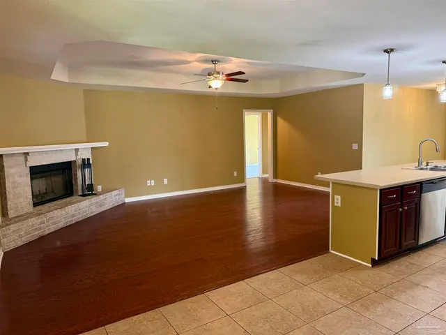 1570 Woodlawn Way property photo