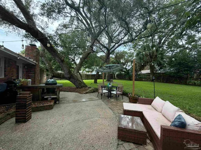 208 Hibiscus Ave property photo