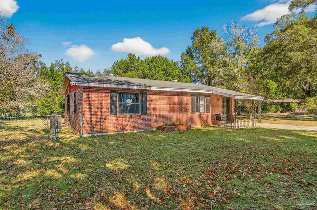 823 75th Ave property photo