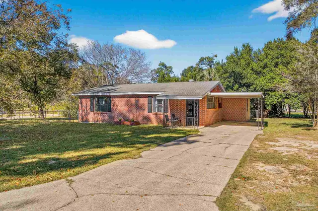 823 75th Ave property photo