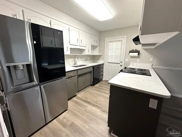 10150 Candlestick Ln property photo