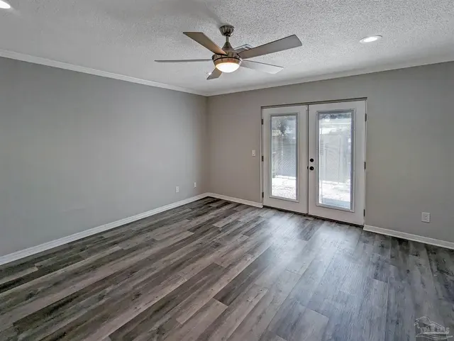 1313 Foxborough Dr property photo