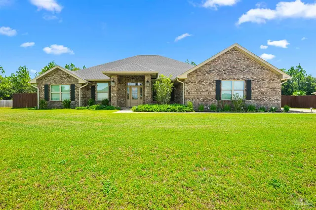 9122 Tara Cir, Milton FL 32583 exterior