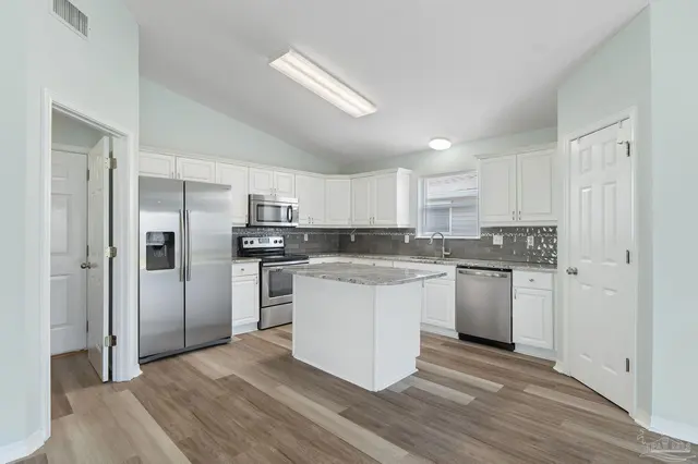 4116 Spinnaker Pl property photo