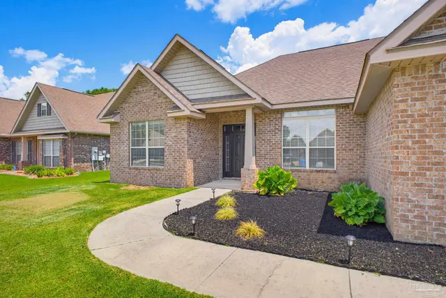 5626 Churchill Downs Ct, Pace FL 32571 exterior